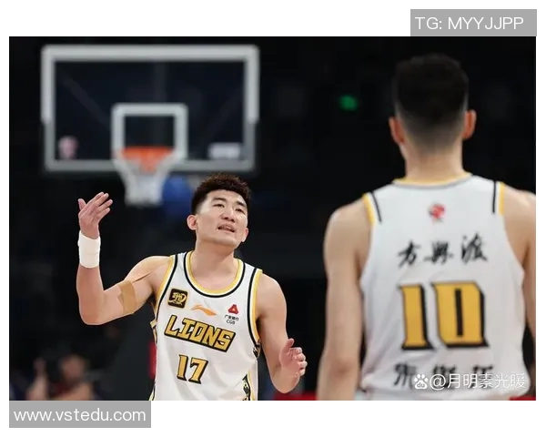 CBA精彩对决回放北京队与广厦队激烈碰撞全场回顾